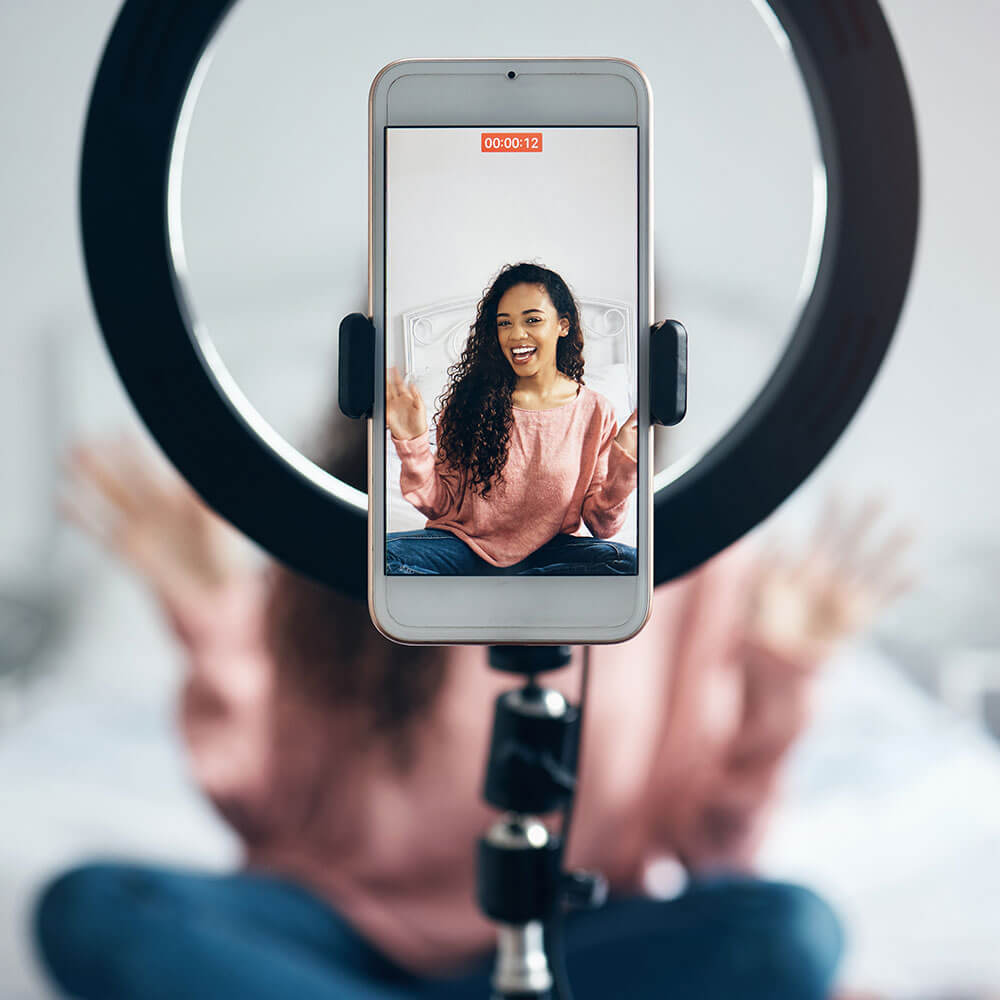 Research and strategy - Mobile phone recording video Research and strategy - Mobile phone recording video