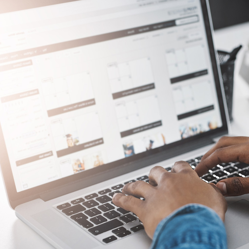 Schedule software on computer